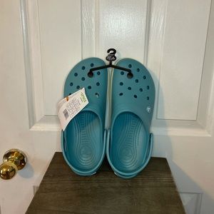 NWT Aqua Crocs